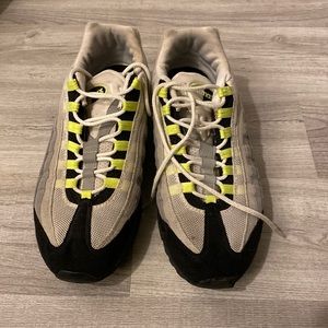 Nike Air Max 95 OG Neon size 12.5